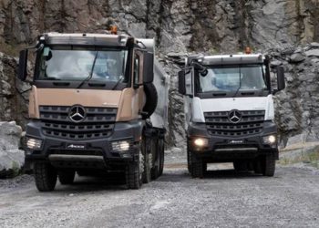 Mercedes-Benz Arocs 8×4 é eleito o melhor veículo do ano no Prêmio Top Truck TV