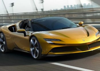 Ferrari SF90 Spider custa R$ 8,4 milhões