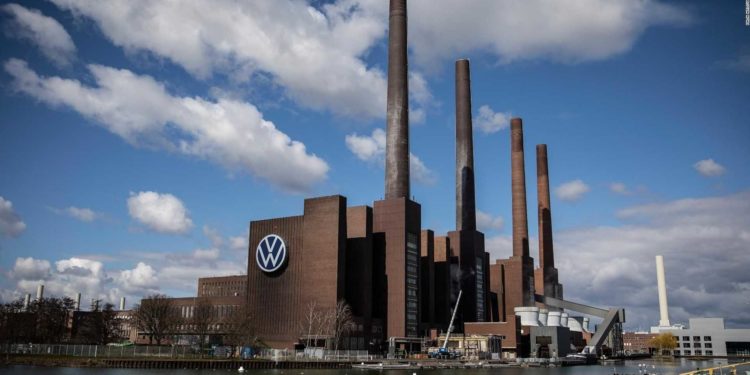 Volkswagen quer reduzir vulnerabilidade por falta de peças