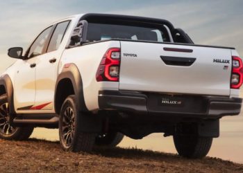 Nova picape Hilux esportiva promete ser mais bruta