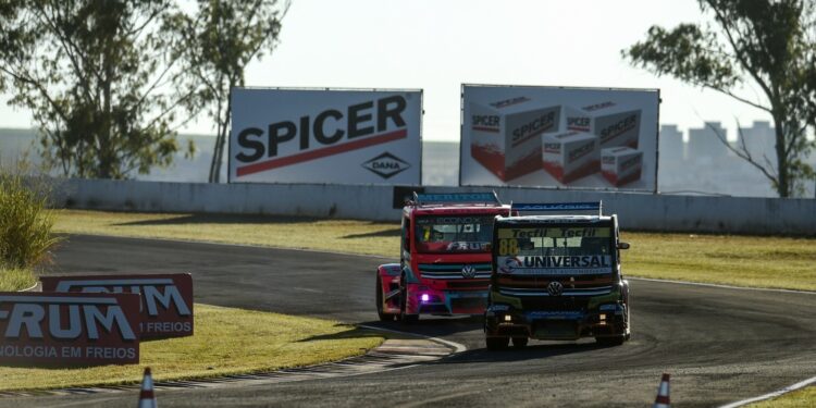 Domingo tem Dana na Copa Truck em São Paulo com Frota Diamante Spicer