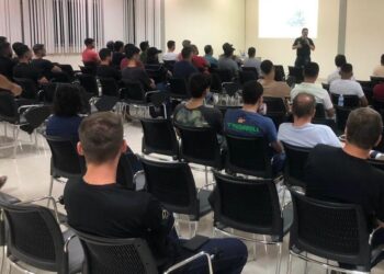 Dana e CONAREM promovem palestras técnicas de produtos Victor Reinz pelo Brasil
